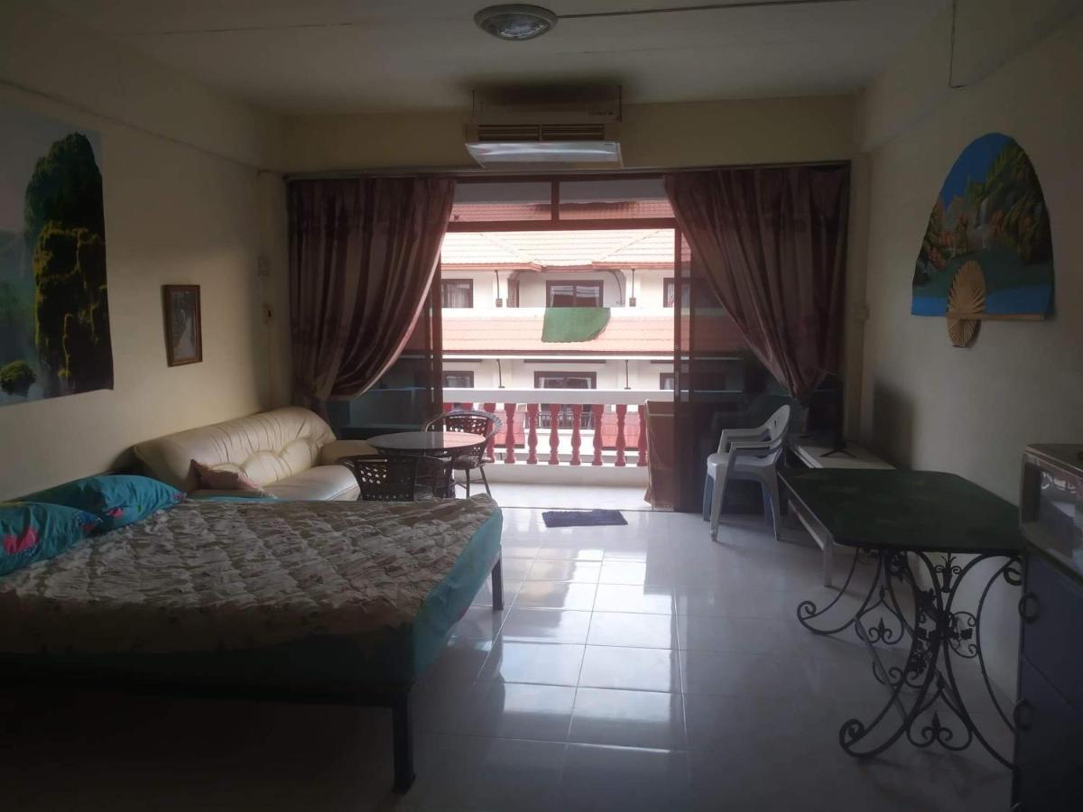 อาเทมส์ เกสเฮ้าส์ Hotel หาดจอมเทียน ภายนอก รูปภาพ