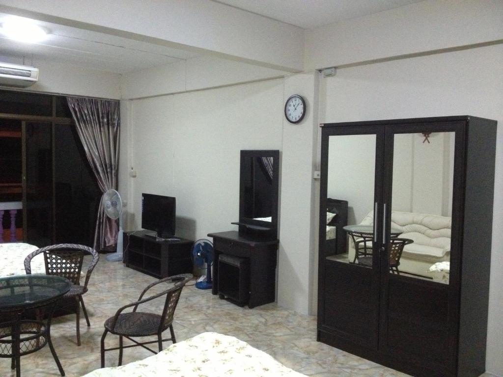 อาเทมส์ เกสเฮ้าส์ Hotel หาดจอมเทียน ภายนอก รูปภาพ