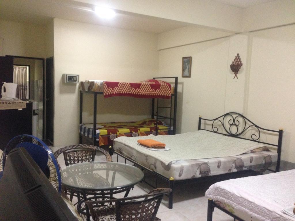 อาเทมส์ เกสเฮ้าส์ Hotel หาดจอมเทียน ภายนอก รูปภาพ