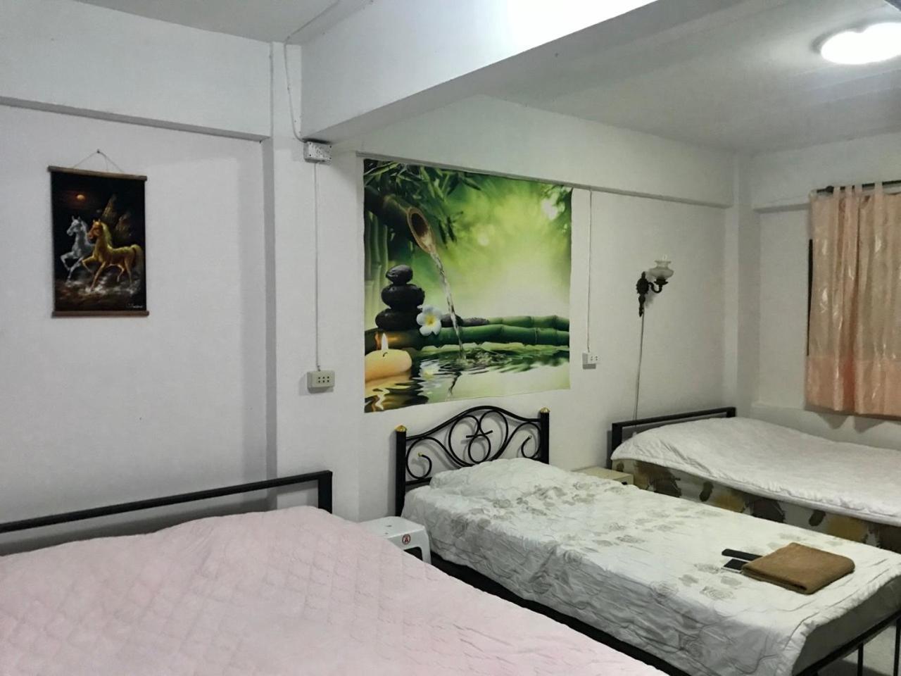 อาเทมส์ เกสเฮ้าส์ Hotel หาดจอมเทียน ภายนอก รูปภาพ